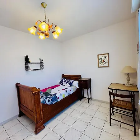 Le Palmier Et L'olivier, Private Pool, 8 People Holiday home Montady