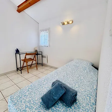 Le Palmier Et L'olivier, Private Pool, 8 People Montady