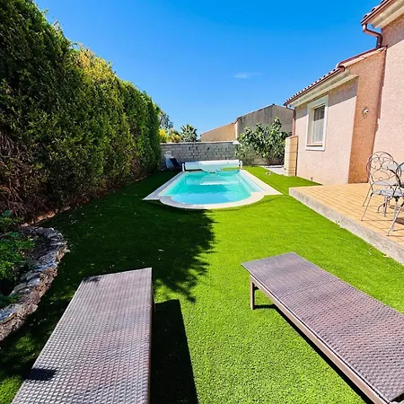 Le Palmier Et L'olivier, Private Pool, 8 People Montady