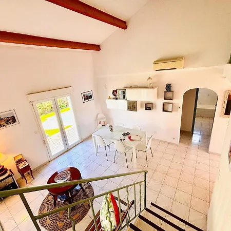 Le Palmier Et L'olivier, Private Pool, 8 People * Montady