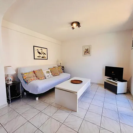 Holiday home Le Palmier Et L'olivier, Private Pool, 8 People Montady