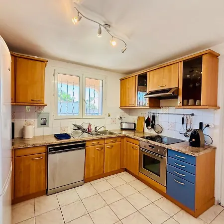 Holiday home Le Palmier Et L'olivier, Private Pool, 8 People *